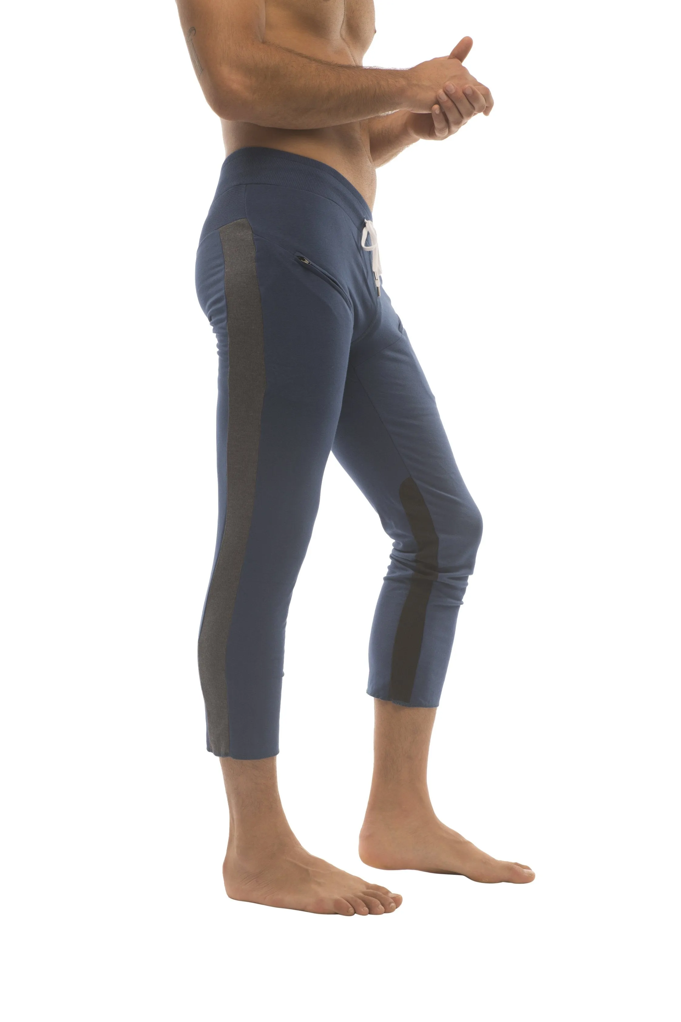 4/5 Zipper Pocket Capri Yoga Pants (Royal w/Charcoal & Black)