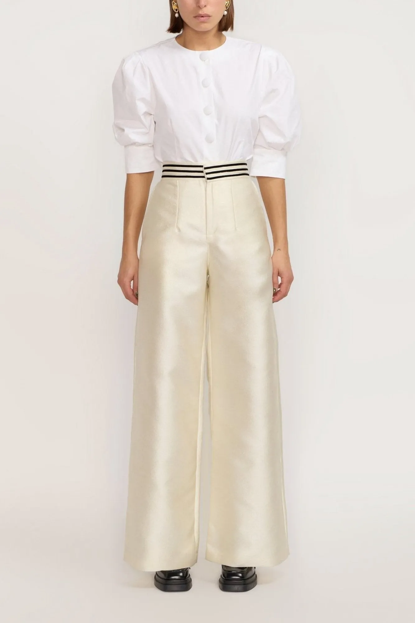 Ecru Wide-leg pants with a tailored fit