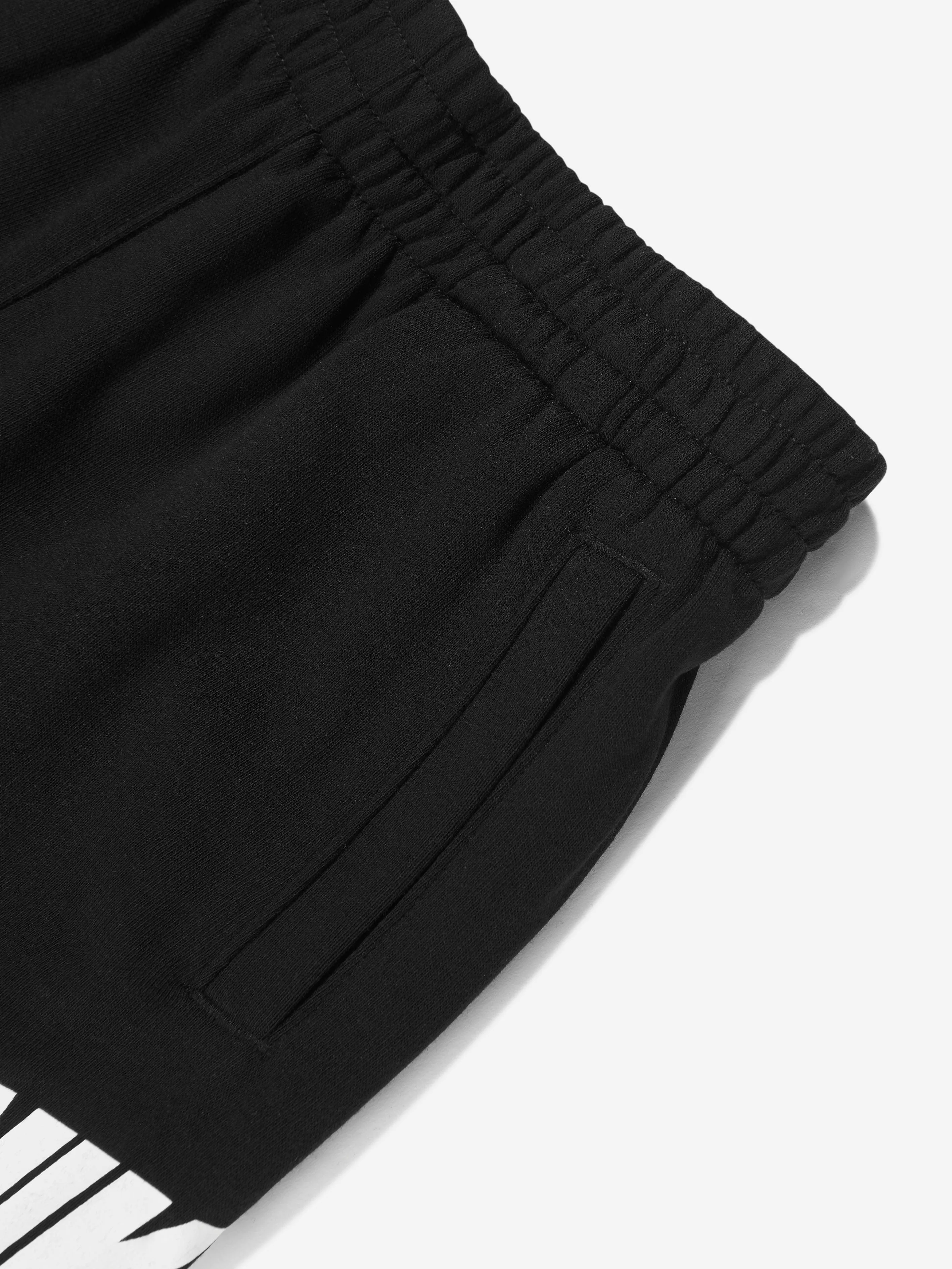 Nike Kids NSW Club FT HBR Shorts in Black