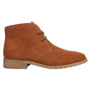 Opie Round Toe Chukka Boots